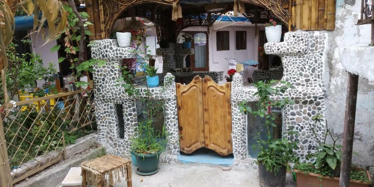 巴统Palma 1-1公寓式酒店 外观 照片